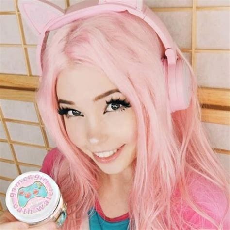 OnlyFans star Belle Delphine disowned by dad for selling。